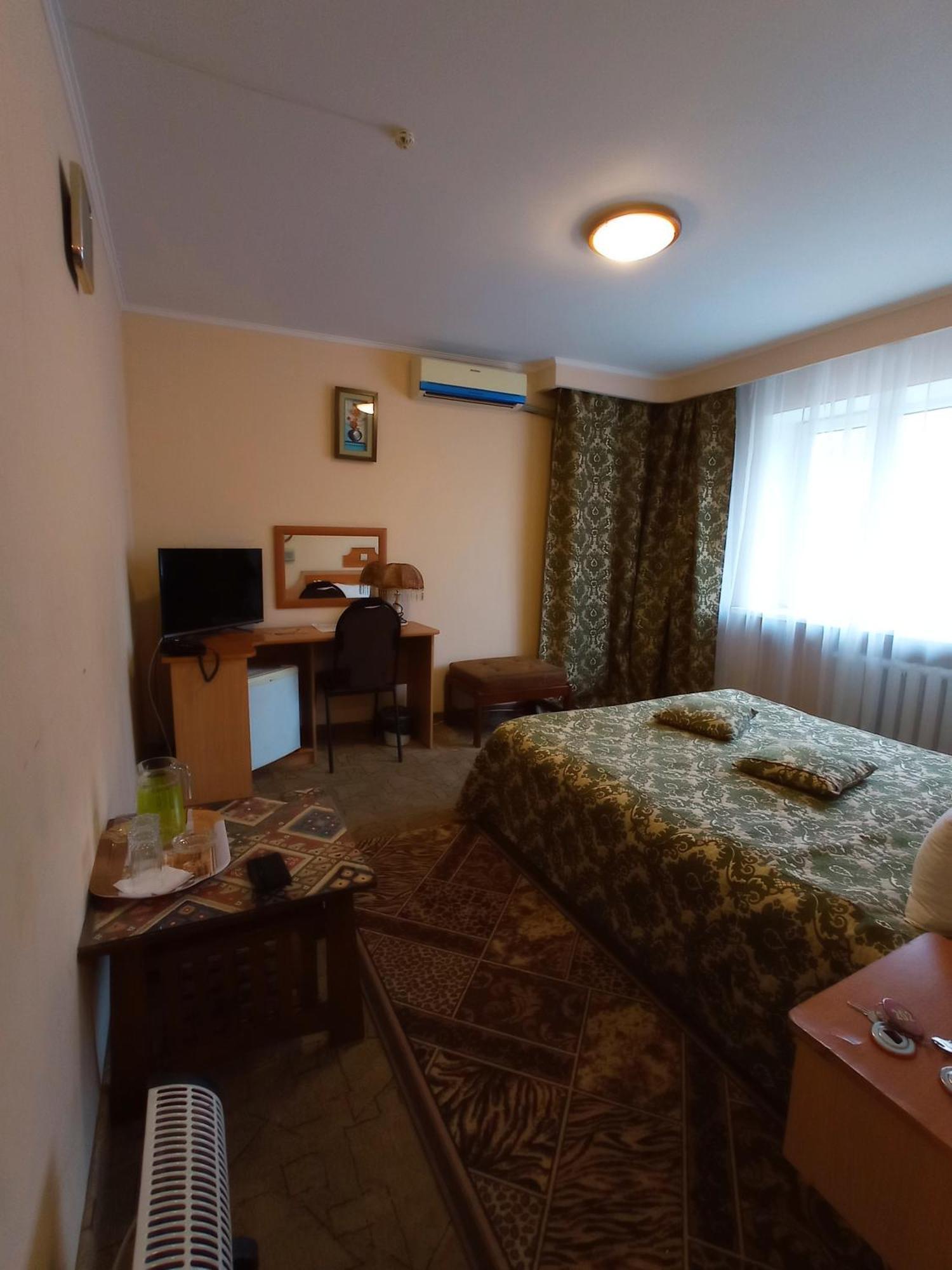 Гостиница Илек Aqtöbe Esterno foto